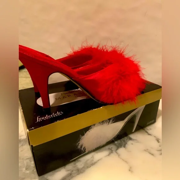 VTG Fredericks Of Hollywood Glamour Girl Marabou Slippers Red Feather Size 7 - Picture 2 of 10